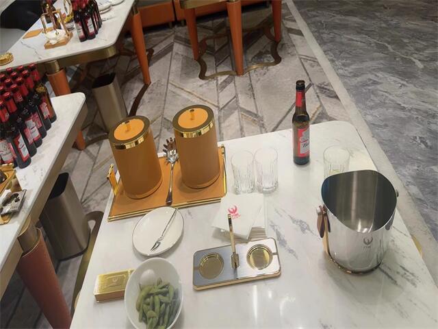 体验宁波余姚市KTV的豪华包间与设备